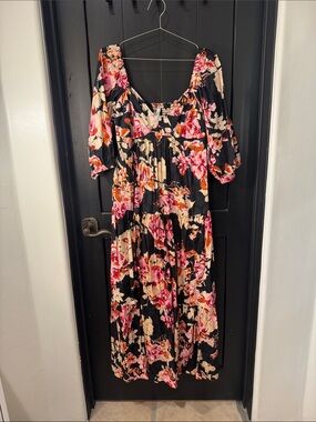 Floral Tiered Midi Dress - Black/Pink